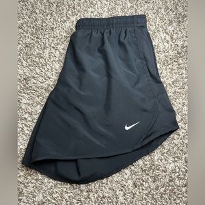 Nike Girls Shorts XL